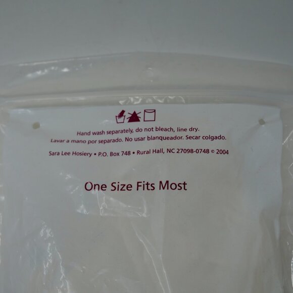 NOS Hanes Silk Reflections Silky Sheer Knee Highs Reinforced Toe 6 Pairs PEARL - Picture 2 of 3